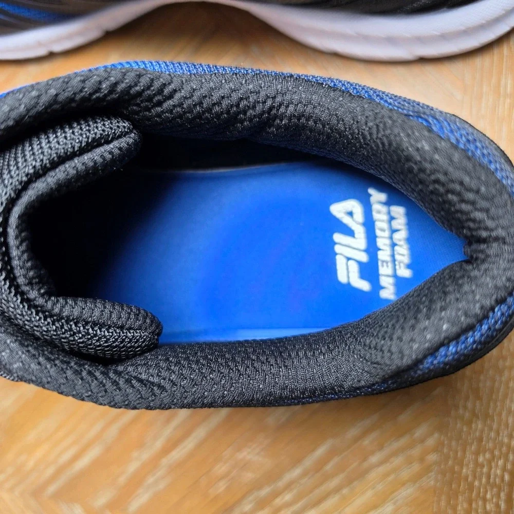 FILA Mens Memory Fantom 8 Running Shoes Blue Black Athletic Sneaker Size 8.5 NWB